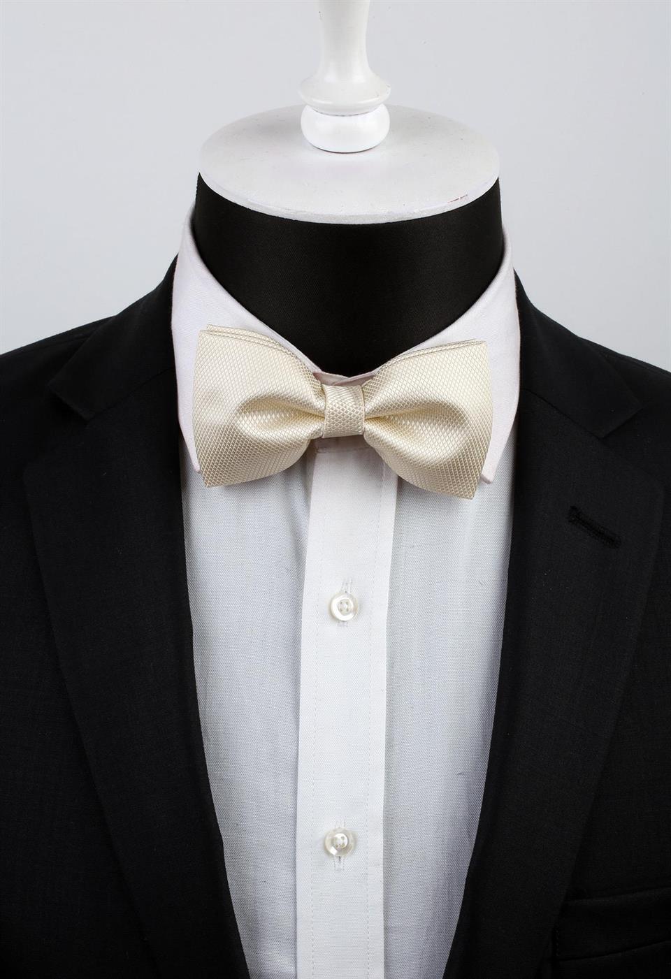 Krem Kendinden Desenli Papyon P482