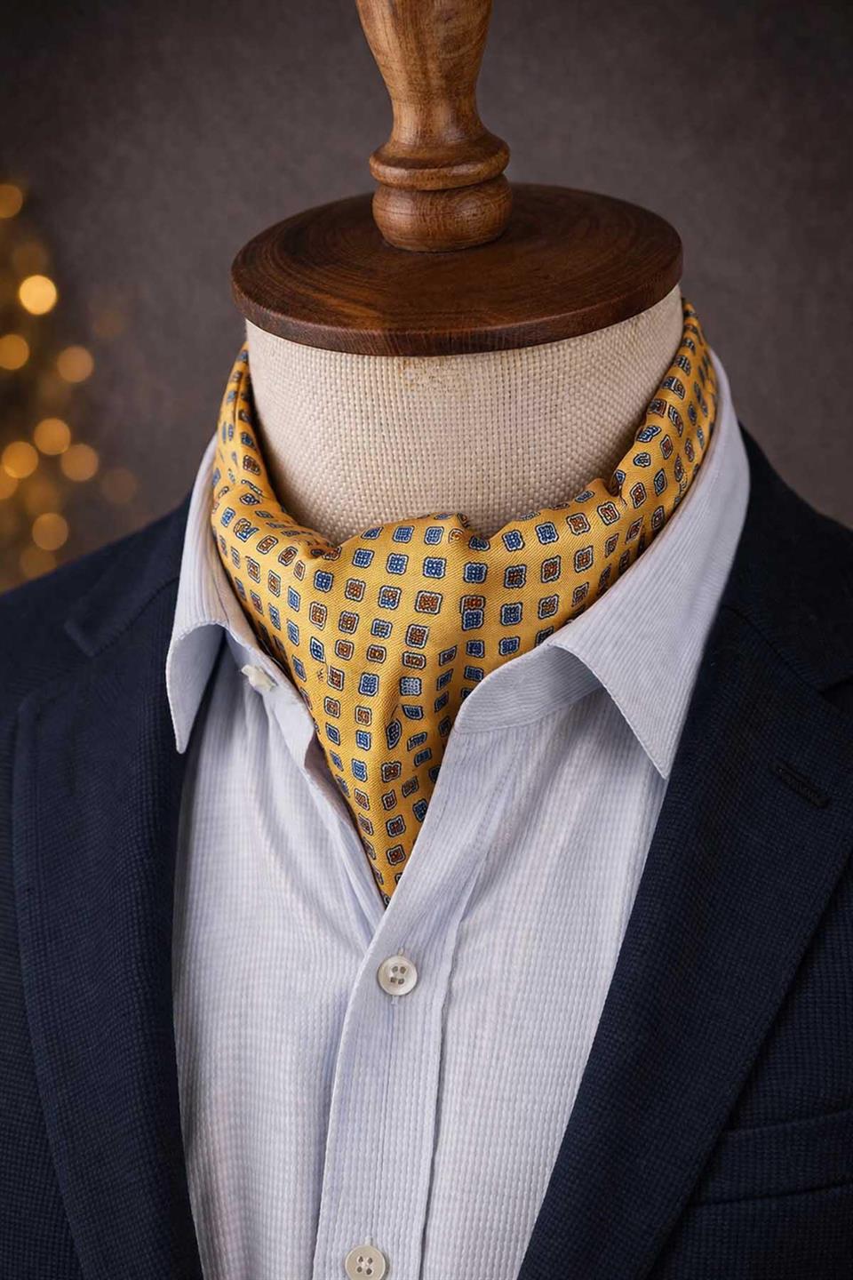 Küçük Desen Sarı İtalyan İpek Ascot Kravat SAC43