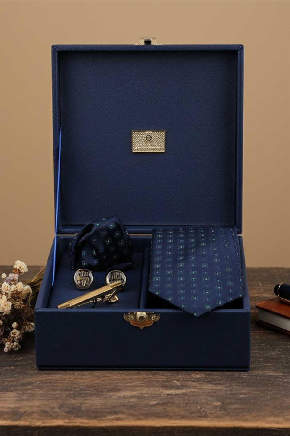 Lacivert Erkek Hediye Kutusu - Mendilli Kravat Kol Düğmesi Kravat İğnesi KMK68