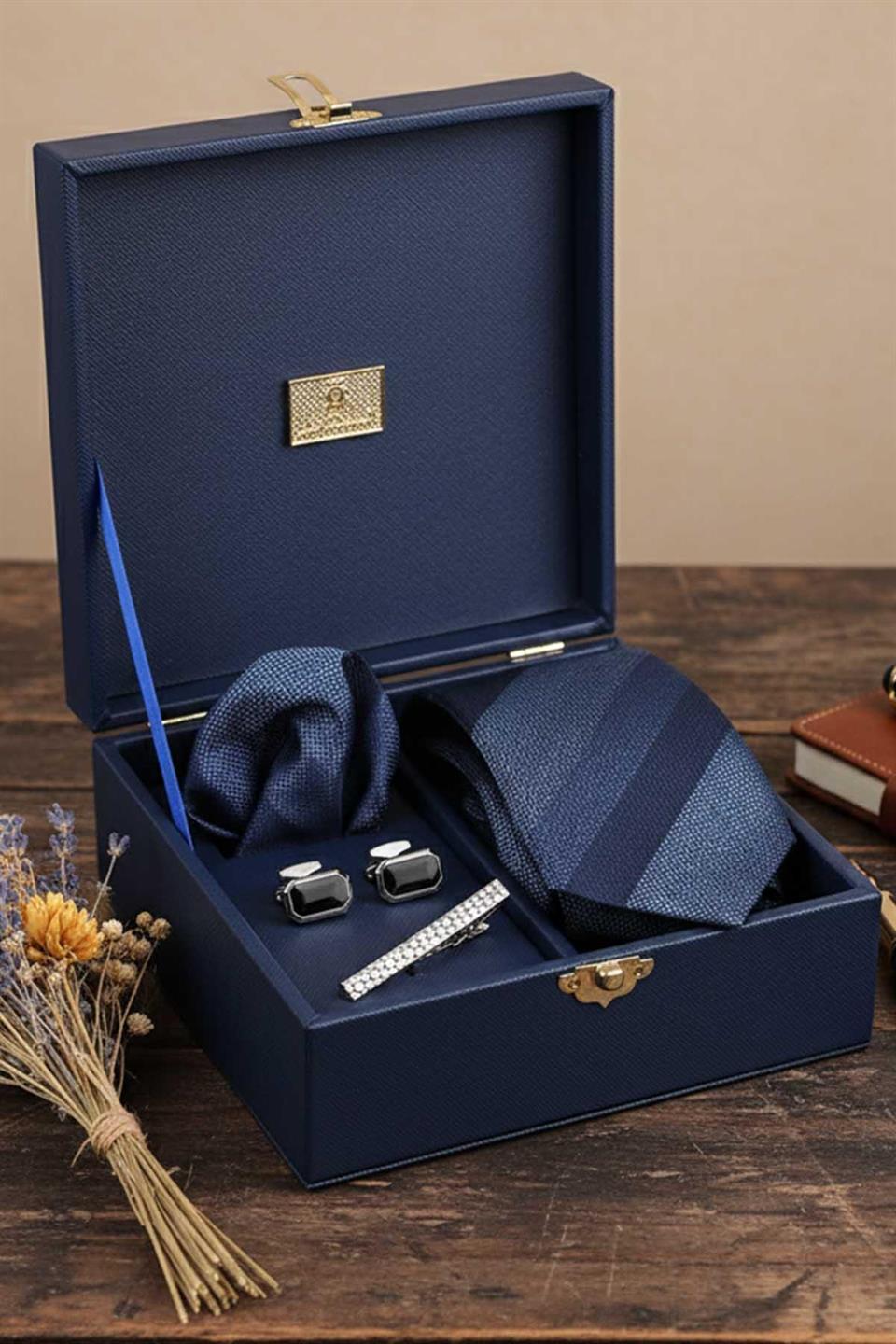 Lacivert Erkek Hediye Kutusu - Mendilli Kravat Kol Düğmesi Kravat İğnesi KMK67