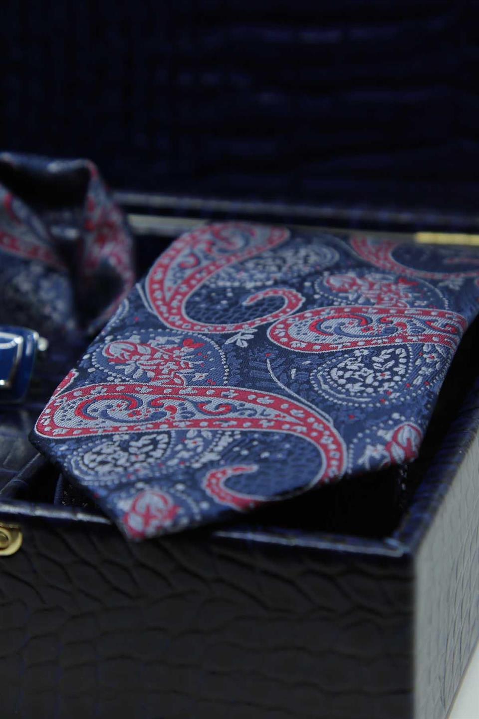 Lacivert Erkek Hediye Kutusu - Mendilli Kravat Kol Düğmesi Kravat İğnesi KMK107