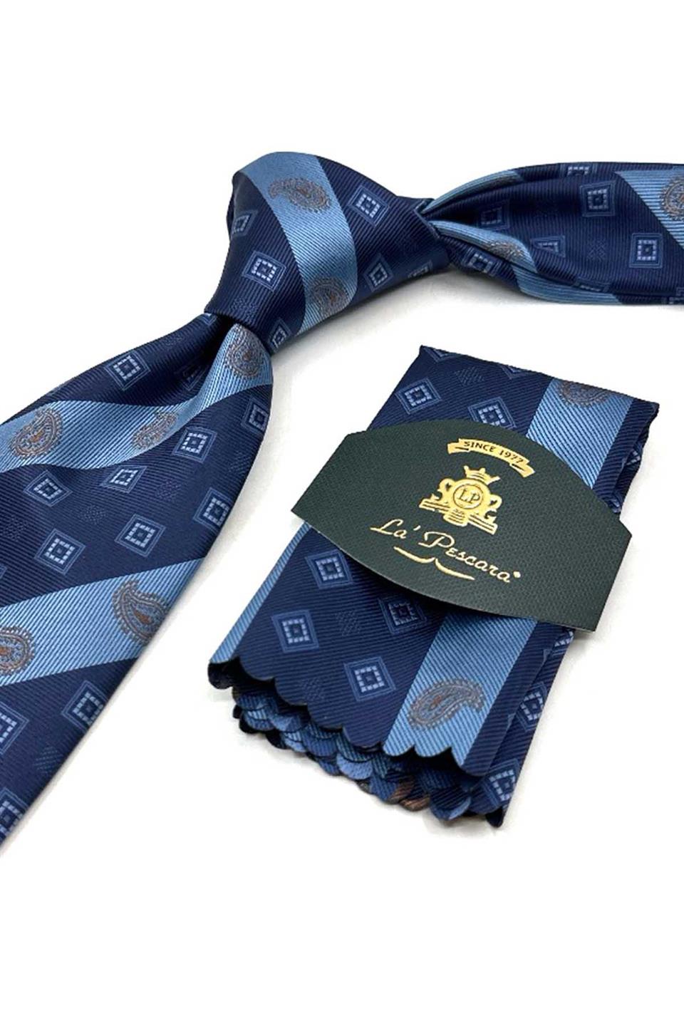 Lacivert - Mavi Çizgi Desen Mendilli Klasik Kravat KK13695