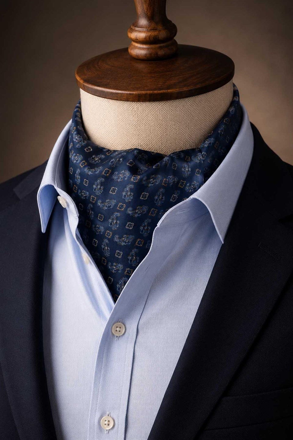 Lacivert Şal Desen İtalyan İpek Ascot Kravat SAC104