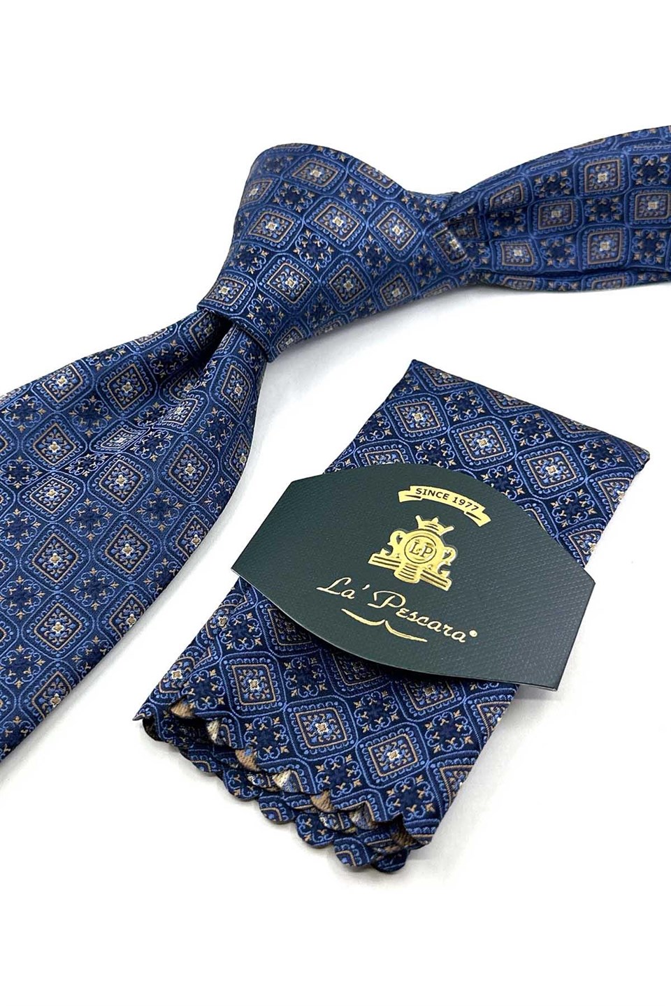 Lacivert Sarı Motif Desen Mendilli Klasik Kravat KK13900
