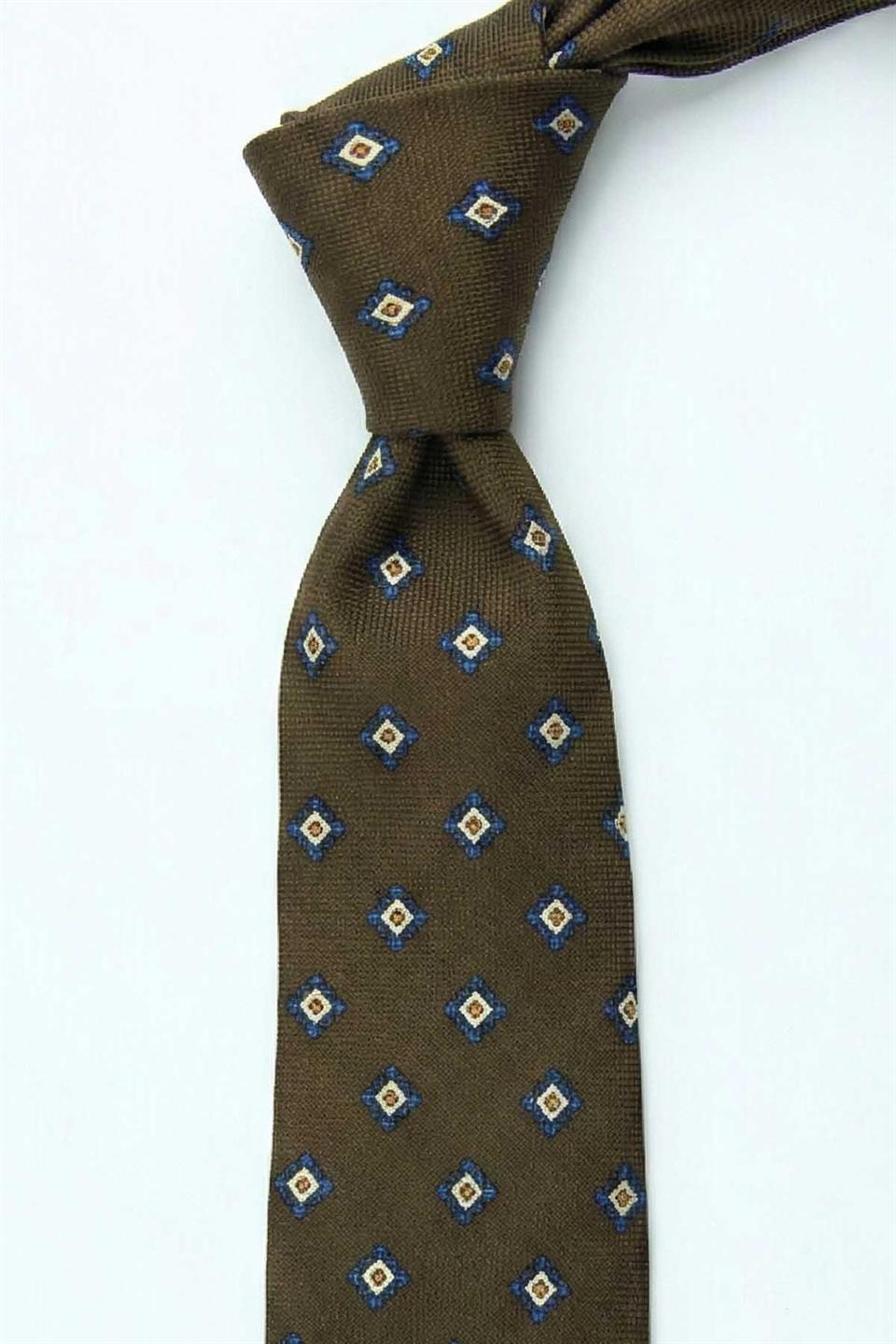Locarno Style Kahve Küçük Desen İtalyan İpek Kravat İK2241