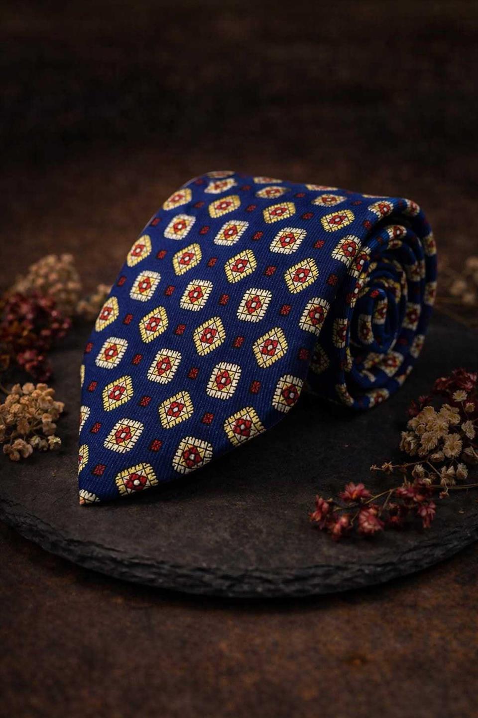 Lucano Style Lacivert Motif Desen İtalyan İpek Kravat İK2372