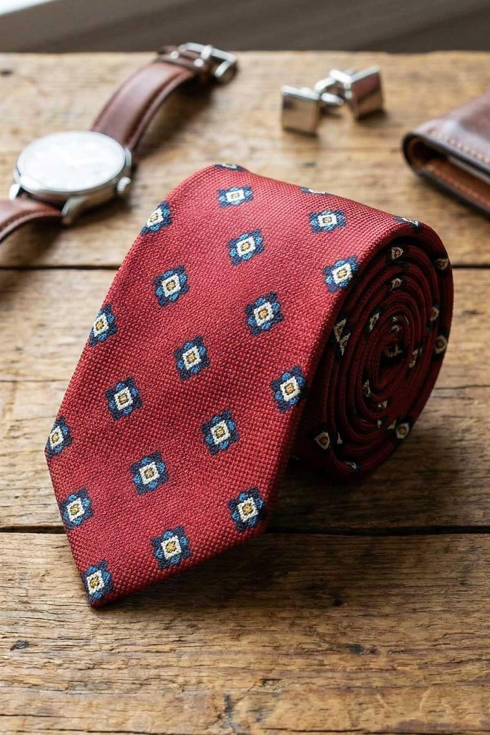 Massagno Style Bordo Motif Desen İtalyan İpek Kravat İK2222