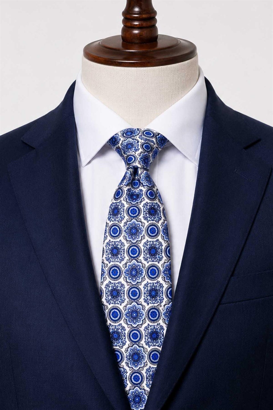 Mavi Beyaz Motif Desen İtalyan İpek Kravat İK2540
