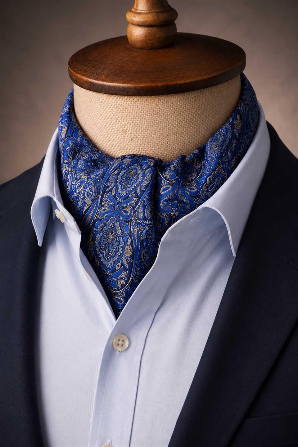 Mavi Şal Desen İtalyan İpek Ascot Kravat SAC107