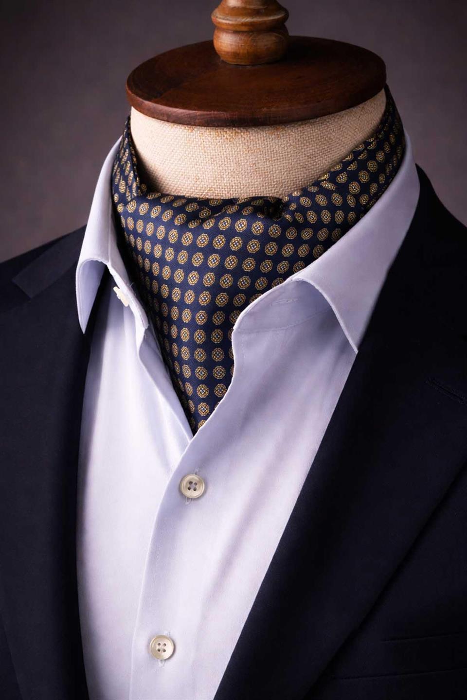 Motif Desen Lacivert İtalyan İpek Ascot Kravat SAC33