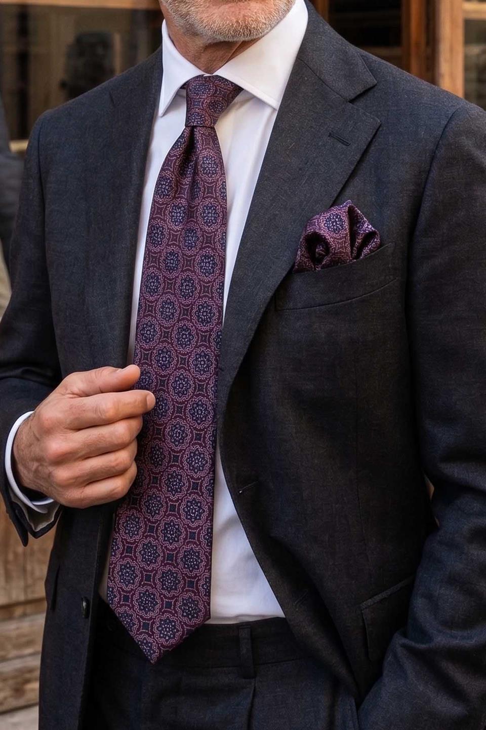 Mürdüm Motif Desen Mendilli Klasik Kravat KK12674