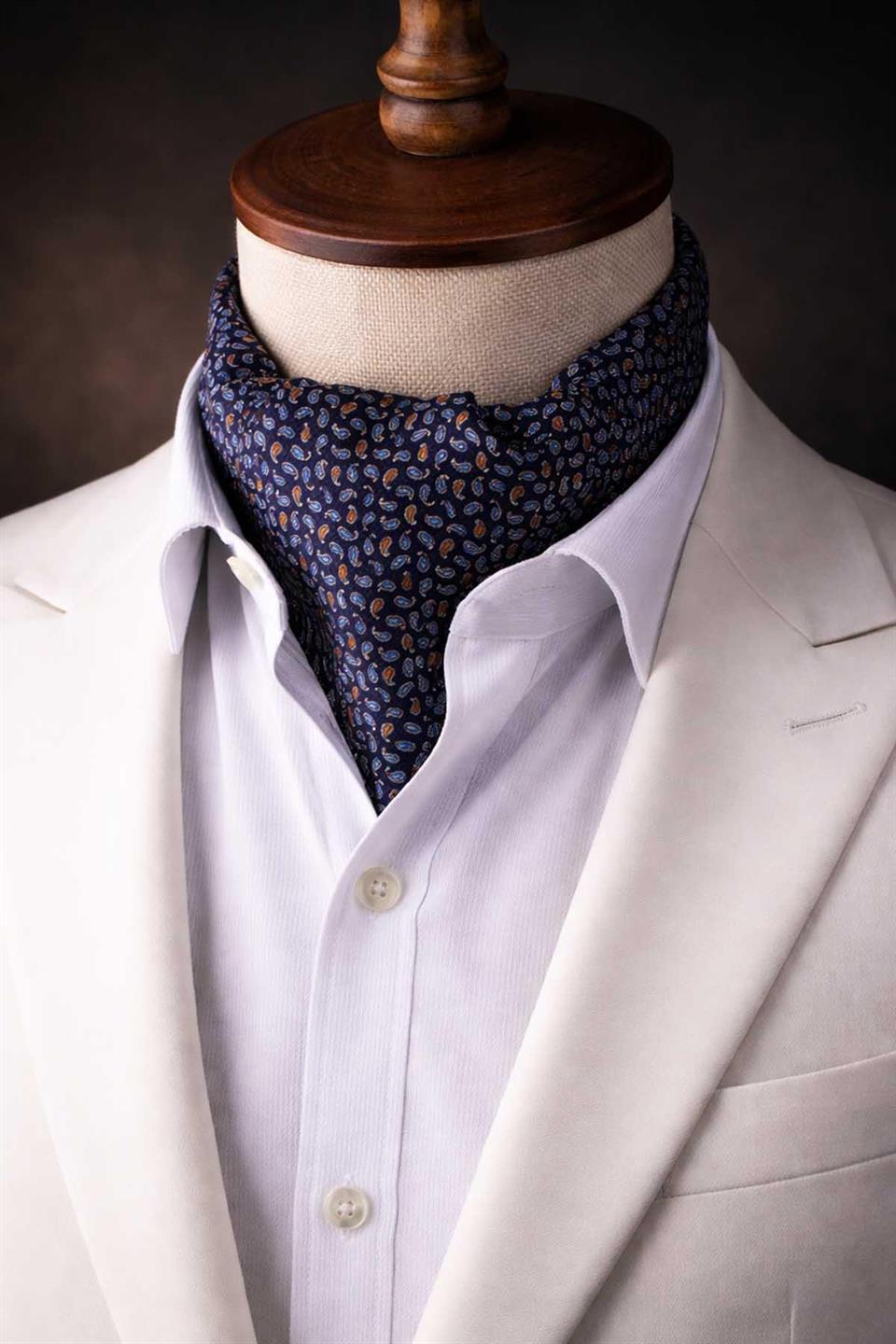 Şal Desen Lacivert İtalyan İpek Ascot Kravat SAC03
