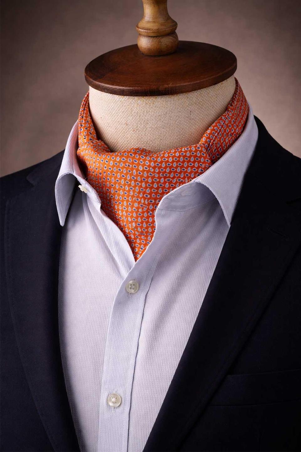 Şal Desen Turuncu İtalyan İpek Ascot Kravat SAC26