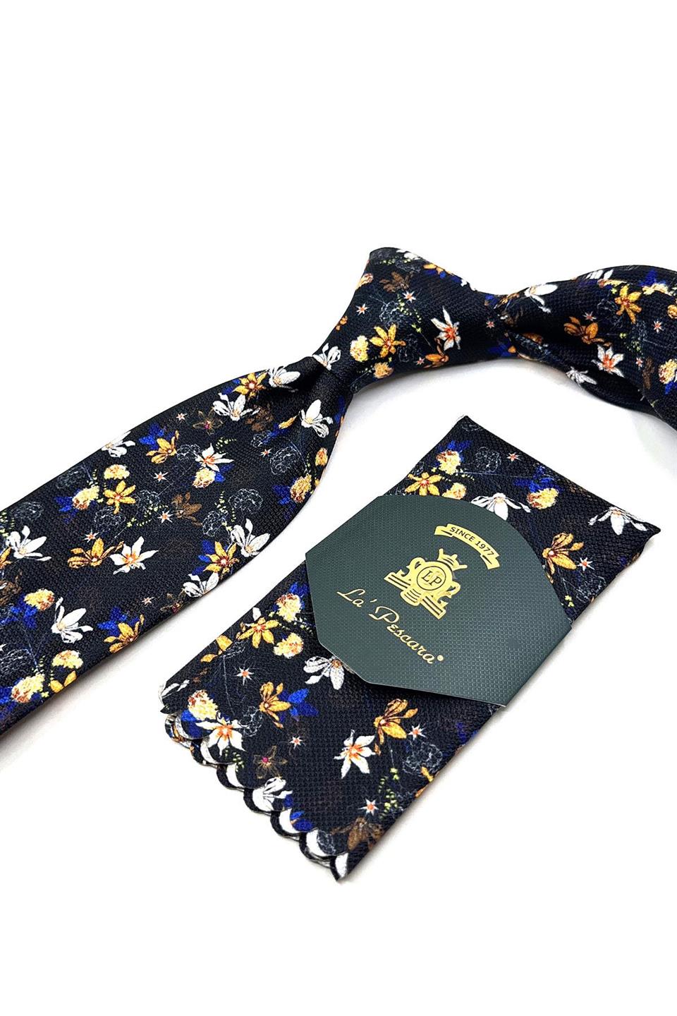 Siyah Çiçek Desen Mendilli Klasik Kravat KK11785