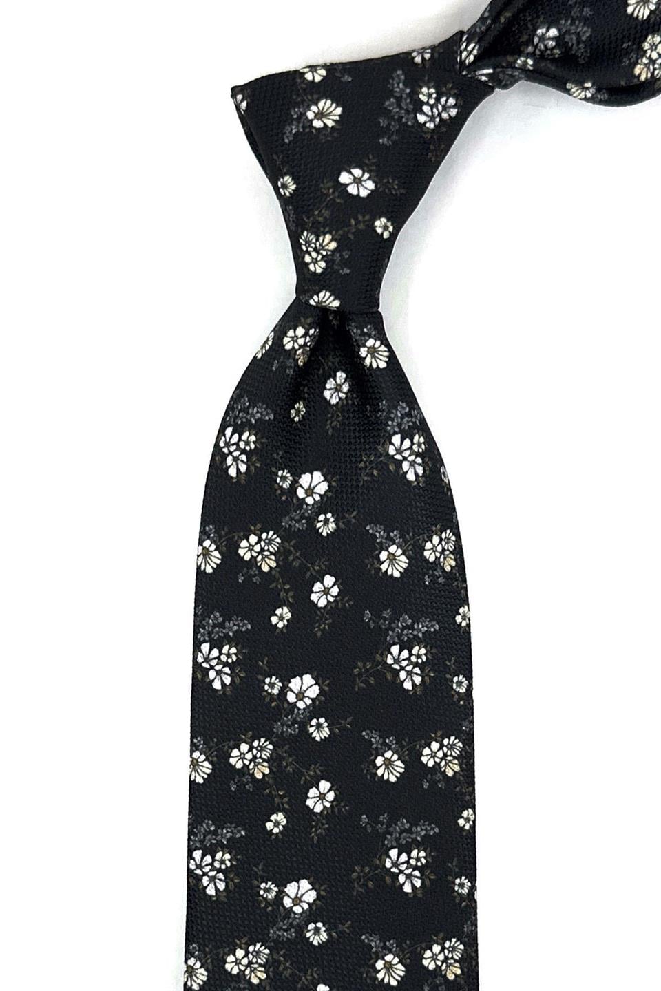 Siyah Çiçek Desen Mendilli Klasik Kravat KK11944