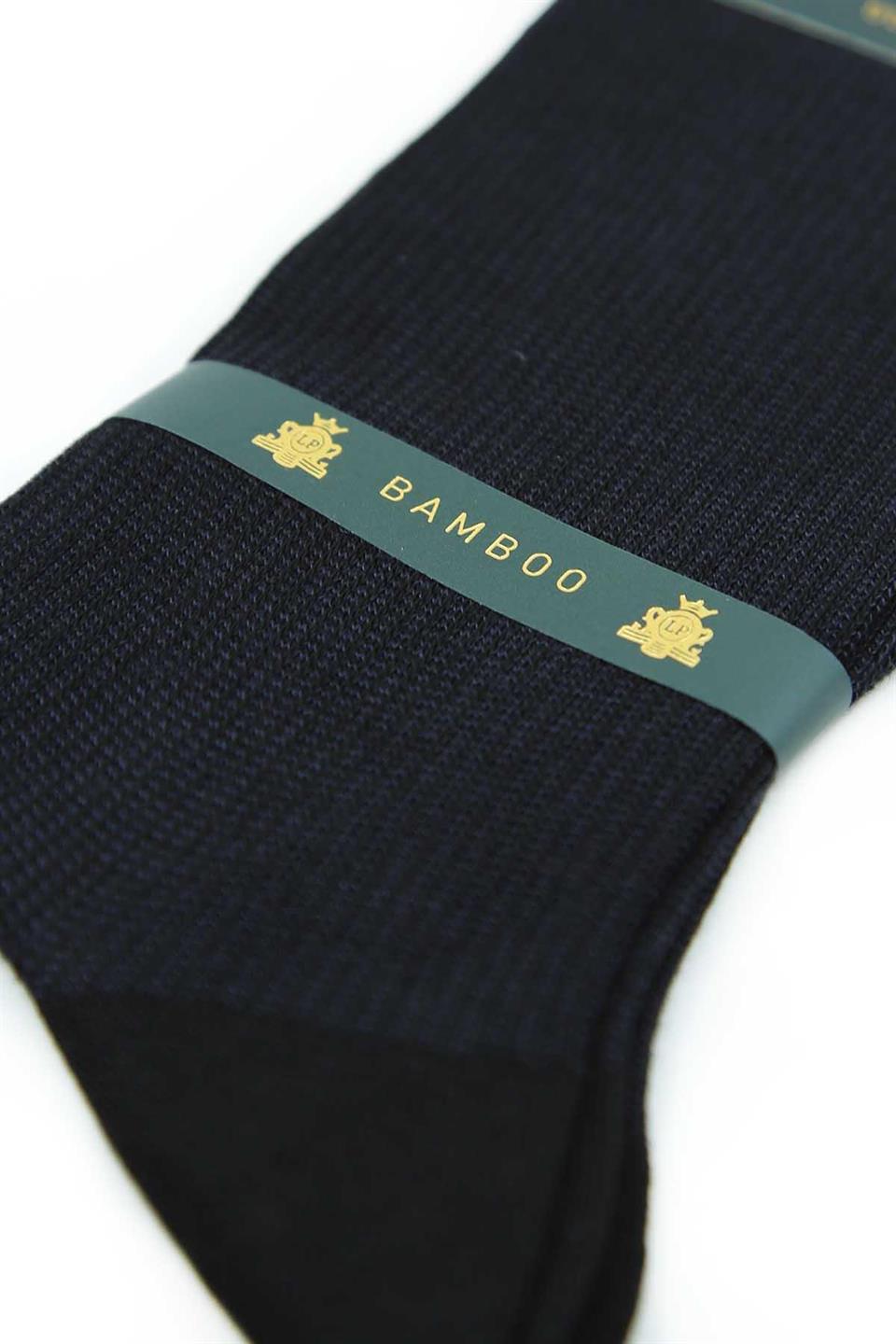 Siyah Çizgi Desen Ultra Lüks Bambu Tekli Erkek Çorap CRP301