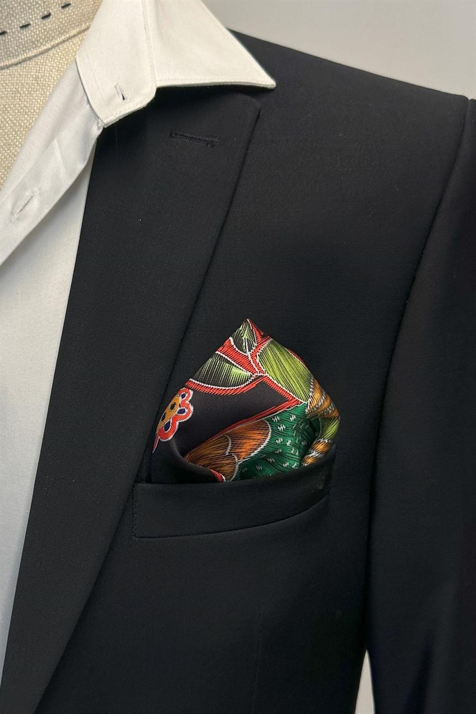 Siyah - Çok Renkli Papağan Motif Erkek Cep Mendili SPS631-111