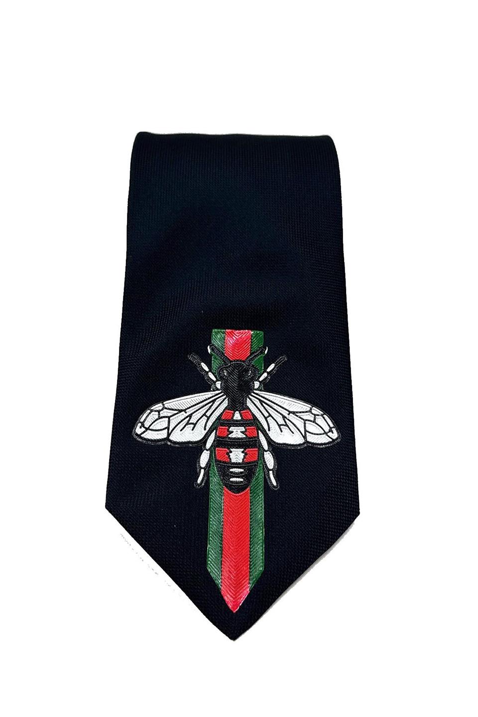 Siyah Düz Sinek Arma Baskılı Kravat KK11696