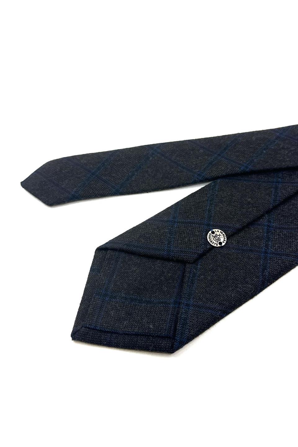Siyah - Füme Ekose Desen Mendilli Klasik Yün Kravat KK12089