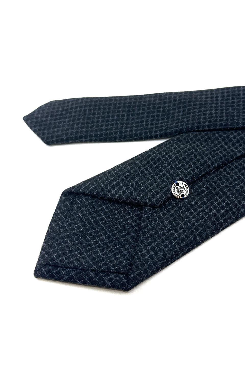 Siyah - Füme Kare Desen Mendilli Yün Klasik Kravat KK12091