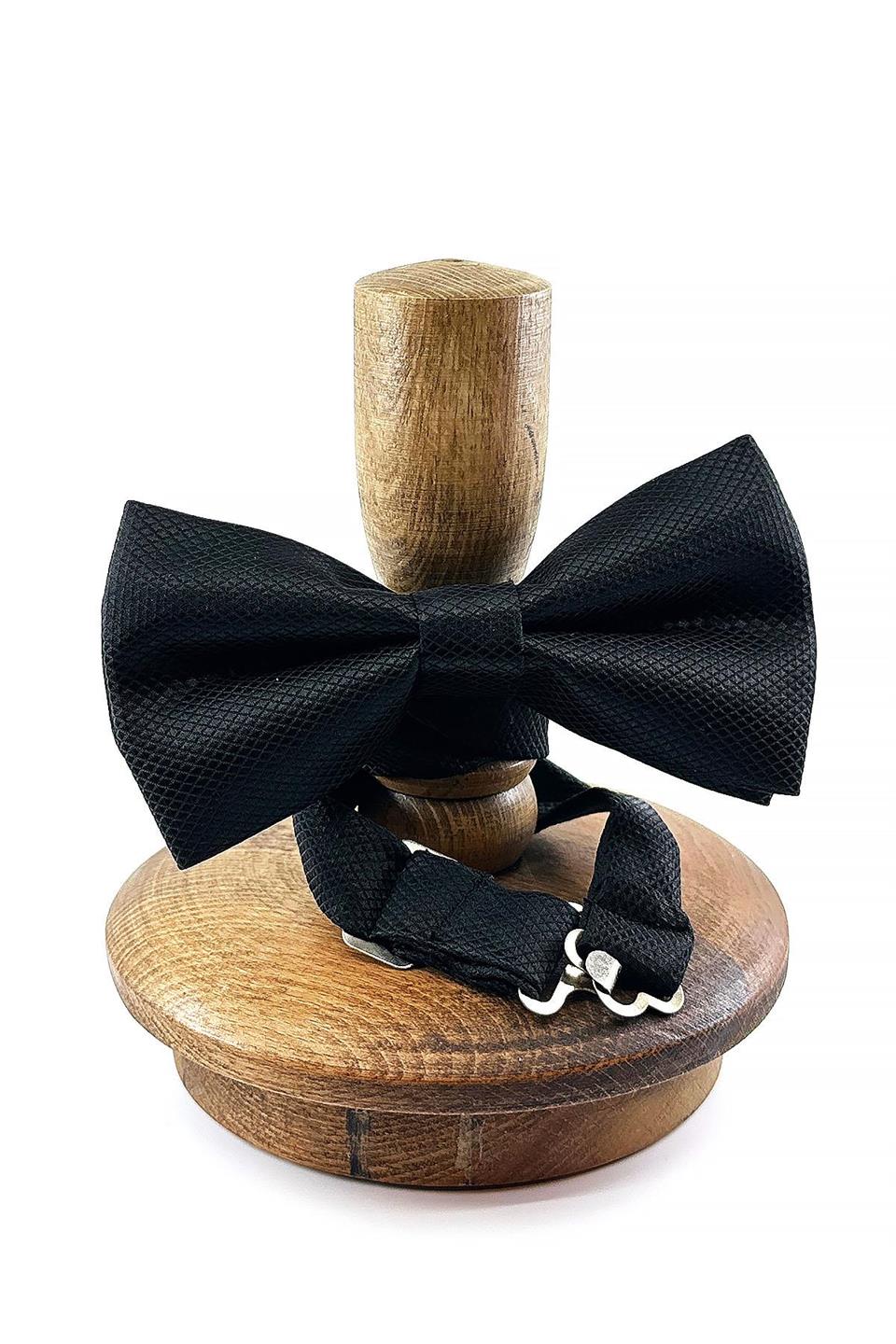 Siyah Kendinden Desenli Papyon P488