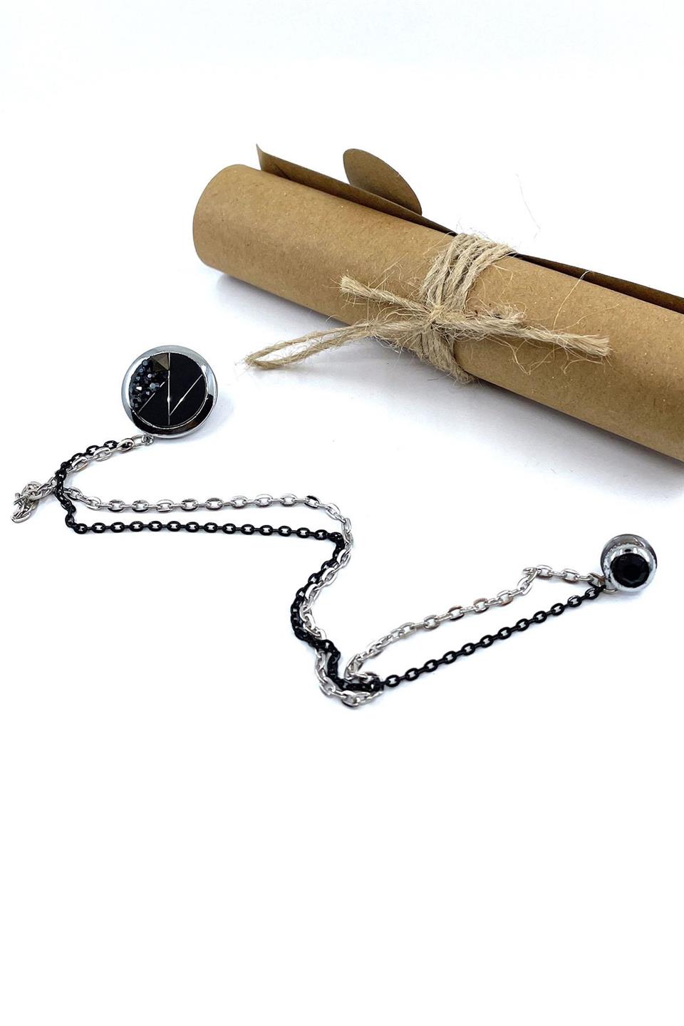 Siyah Taşlı Zincirli Gümüş Renk Ceket Yaka İğnesi YI393