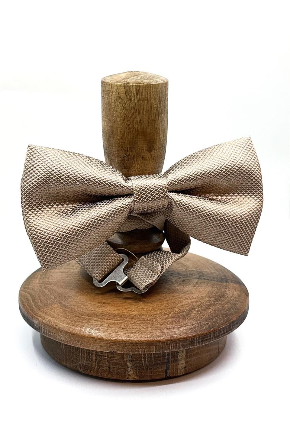 Sütlü Kahve Kendinden Desenli Papyon P491