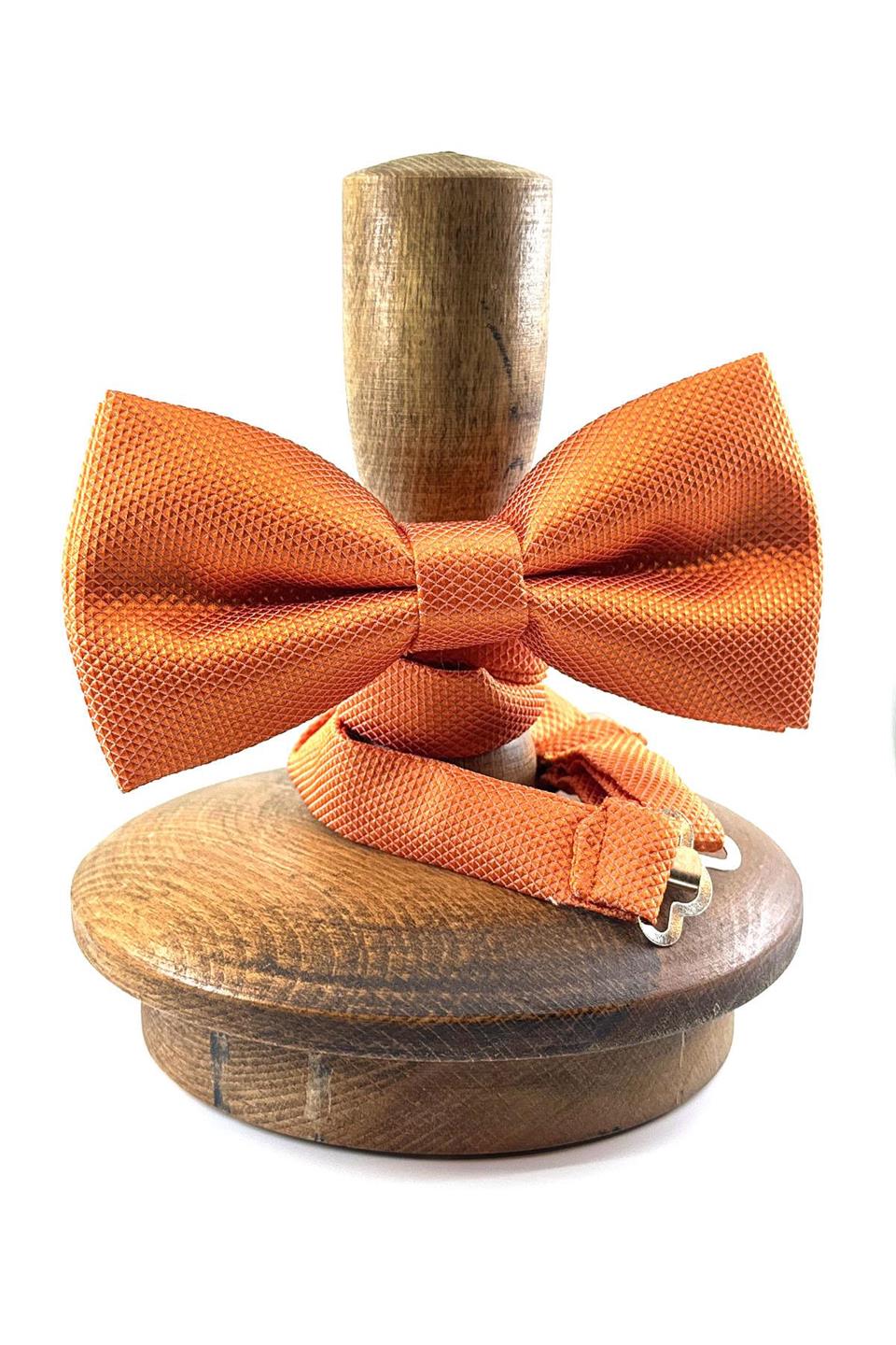 Turuncu Kendinden Desenli Papyon P478