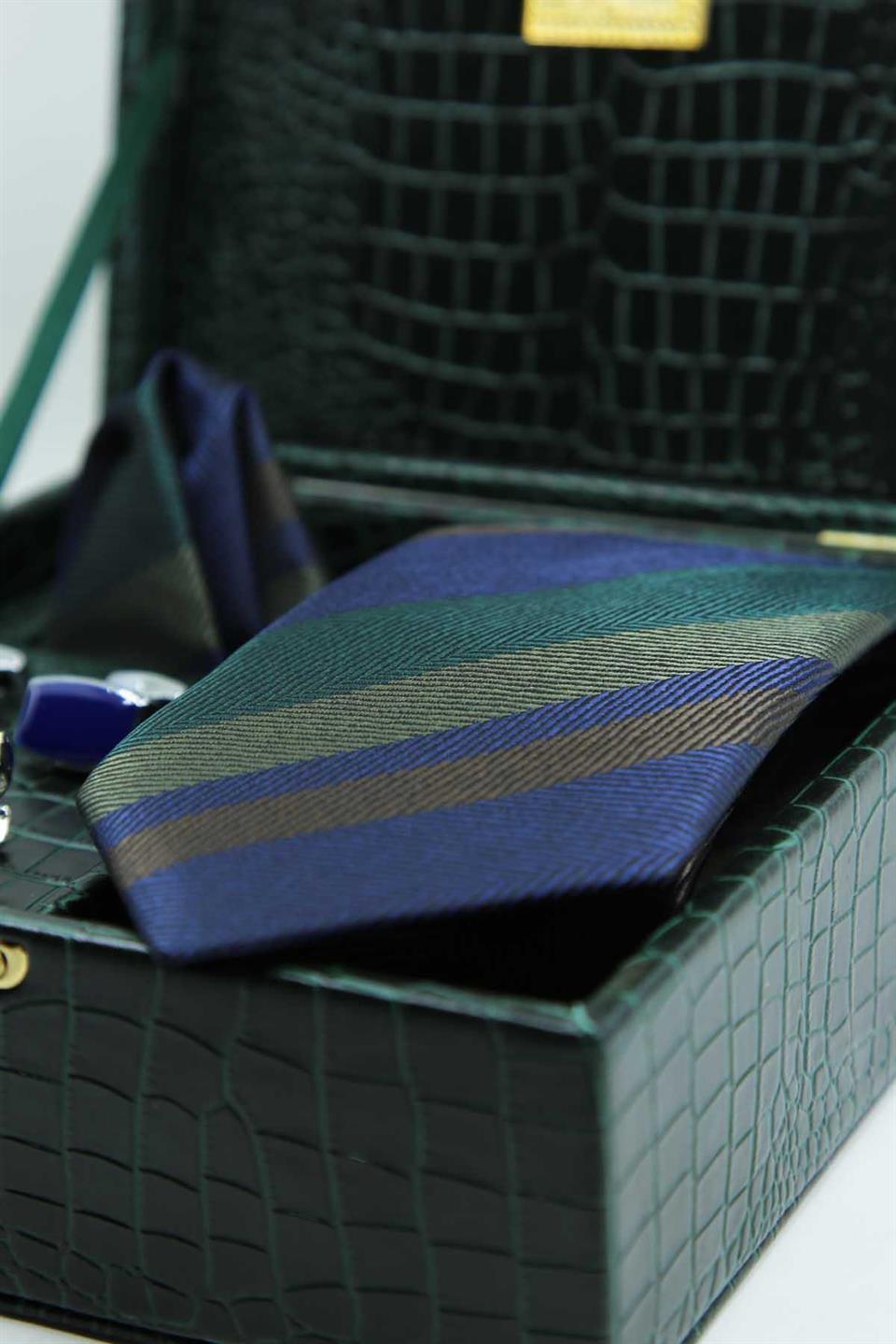 Yeşil Erkek Hediye Kutusu - Kravat Kol Düğmesi Kravat İğnesi KMK147