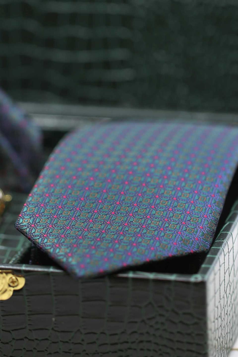 Yeşil Erkek Hediye Kutusu - Mendilli Kravat Kol Düğmesi Kravat İğnesi KMK88