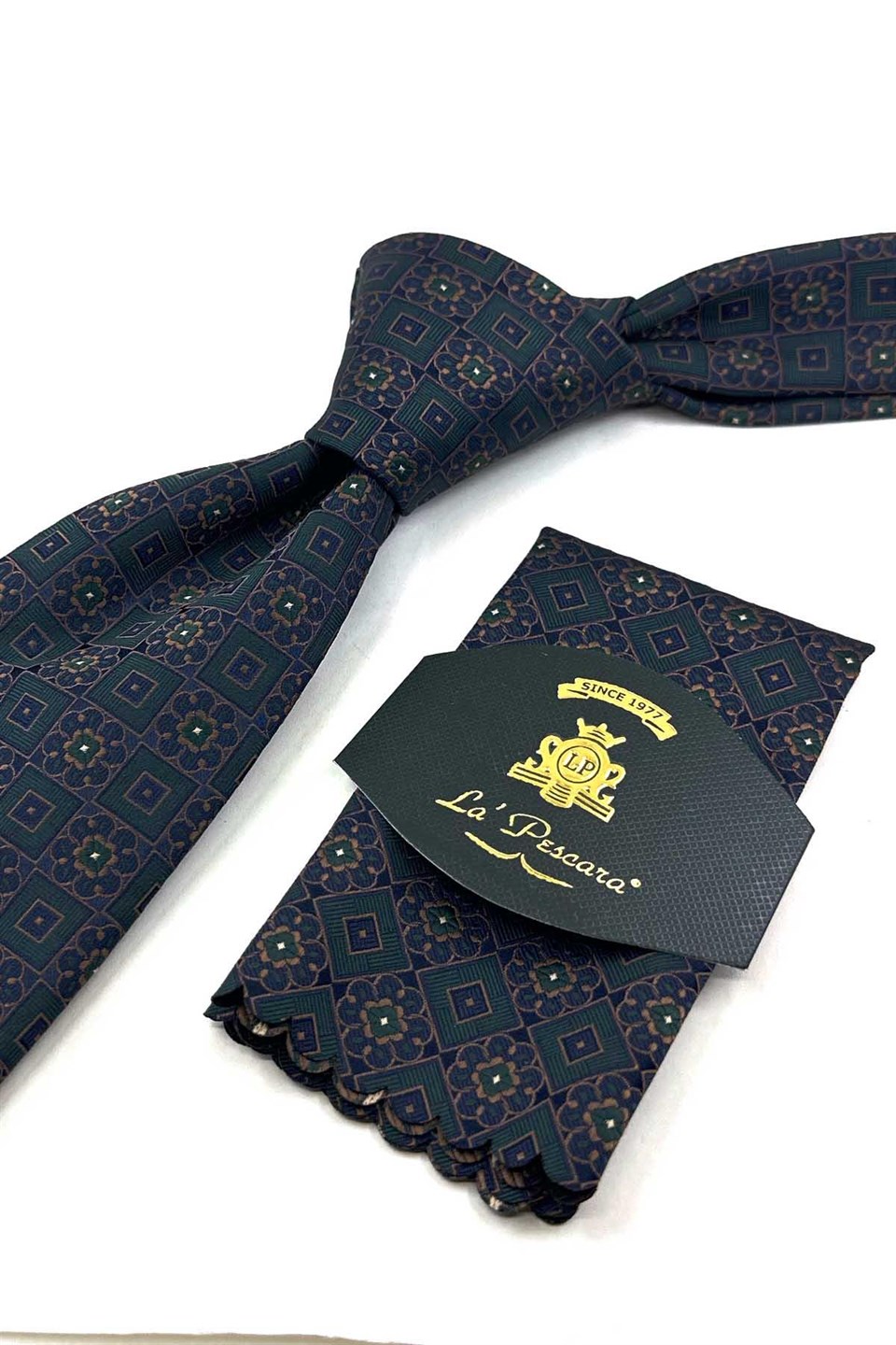 Yeşil Motif Desen Mendilli Klasik Kravat KK13955