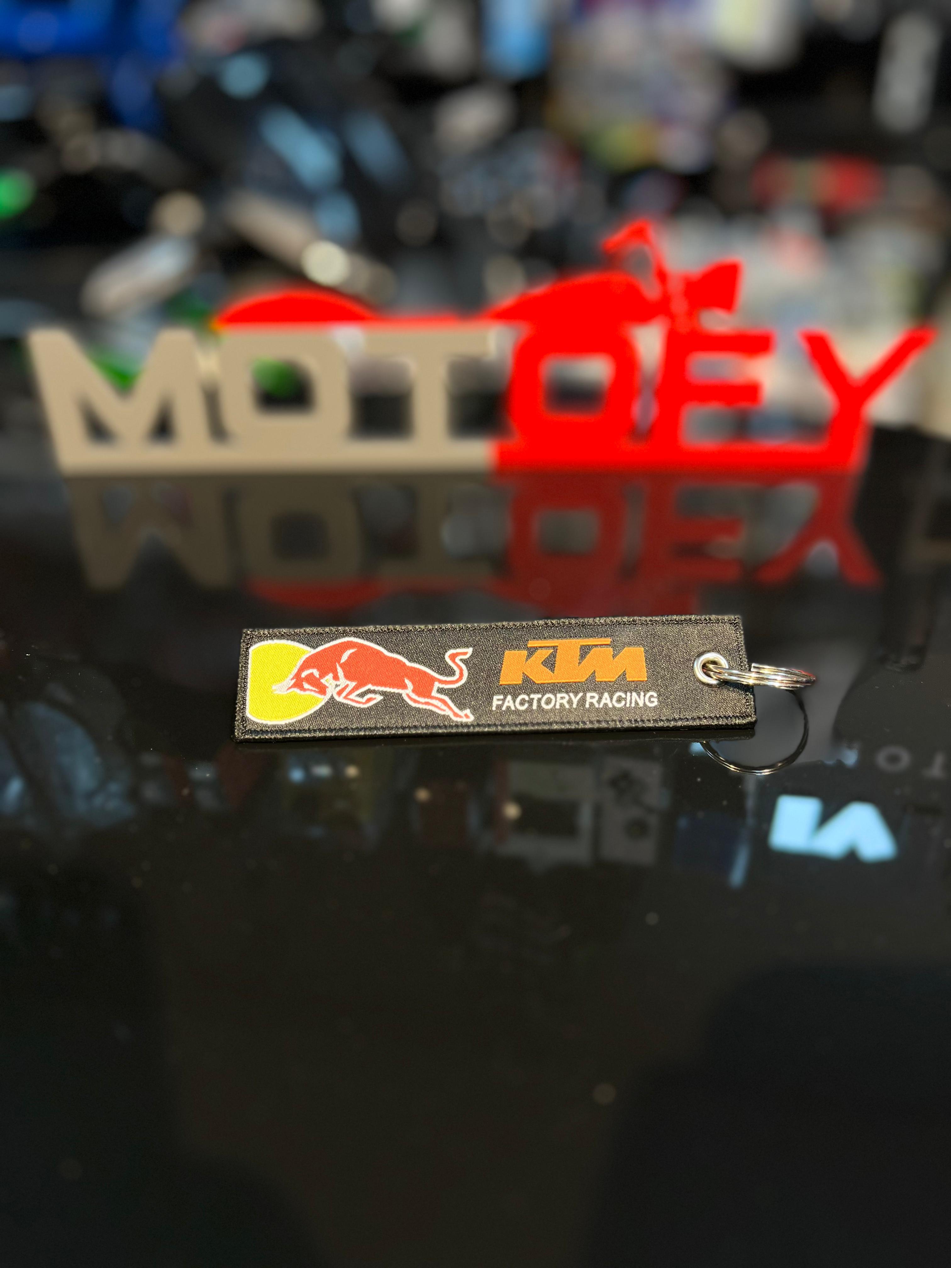 KTM ÖRME KUMAŞ DOKUMA ANAHTARLIK 11,5X3CM