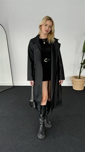 Astarlı Bağlama Detaylı Suni Deri Trençkot Siyah