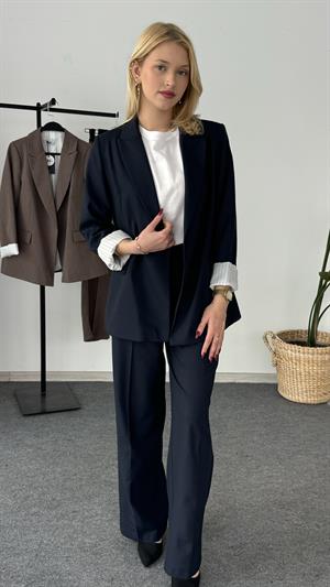 Astarlı Çizgi Detaylı Blazer Ceket-Pantolon Takım Lacivert