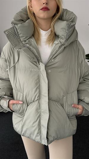 Astronot Kapüşon Çıt Detaylı Şişme Mont 