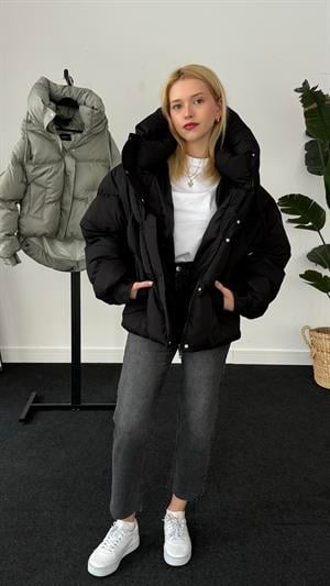 Astronot Kapüşon Çıt Detaylı Şişme Siyah