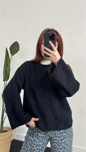 Basic Yumoş Kazak Siyah