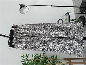 Beli Lastikli Bol Paça Keten Pantolon  Leopar Desenli Taş