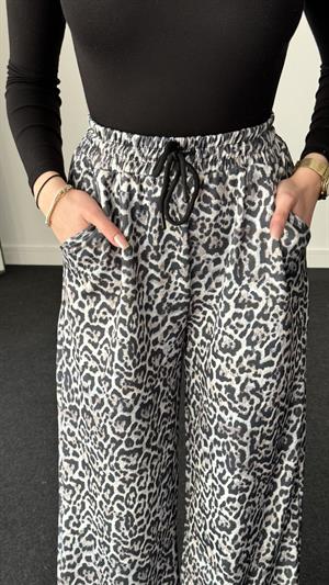 Beli Latikli Leopar Eşofman Krem 