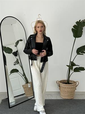 Cep Ve Kemer Detaylı Deri Ceket Siyah