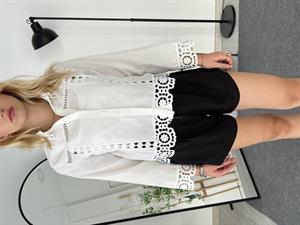 Dantel Ve Güpür Detaylı Keten Gömlek Beyaz