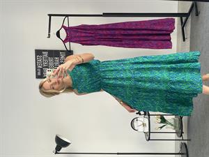 Etnik Desenli Halter Yaka Viskon Elbise Yeşil Mavi