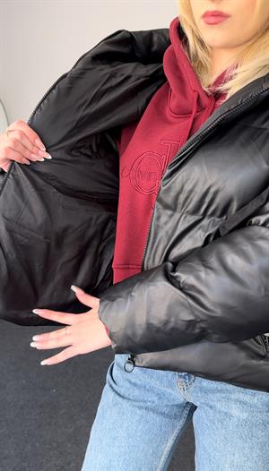 Kapüşonlu Parlak Kumaş Mont