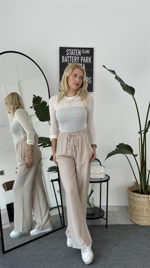 Kendinden Çizgili Simli Triko Beyaz