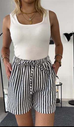 Keten Cepli Beli Lastikli  Çizgili Kısa Şort Siyah
