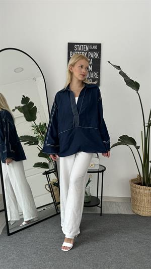 Kontrast Dikişli Yaka Detaylı Gömlek Lacivert 