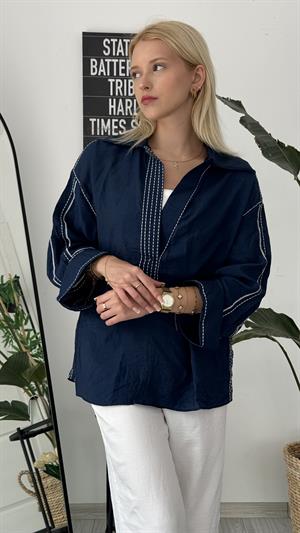 Kontrast Dikişli Yaka Detaylı Gömlek Lacivert 