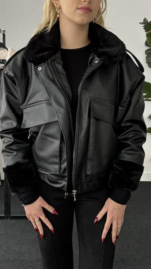 Koruklu Cep Deri Mont Siyah 