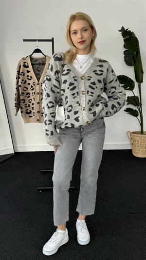 Leopar Desenli Düğme Detaylı Hırka Gri