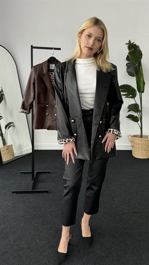 Leopar Garnili Önden Cepli Deri Ceket Siyah 